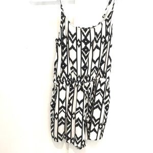 Black & white Aztec print romper forever 21 small
